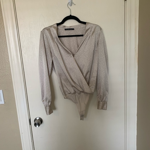 Abercrombie & Fitch Tops - Abercrombie bodysuit